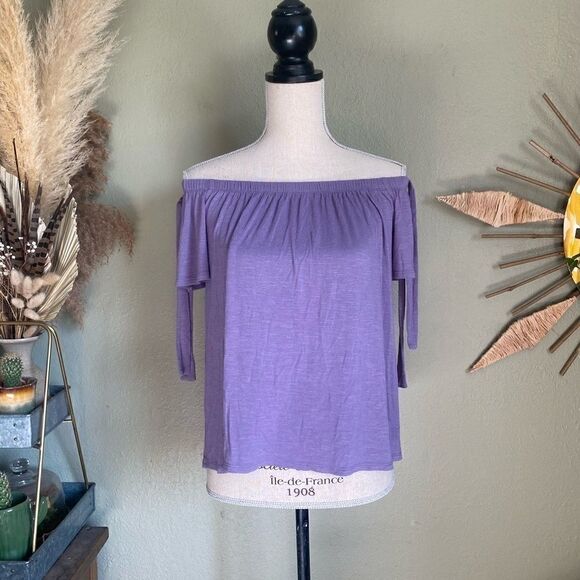 Pink Rose off the shoulder purple blouse - Picture 1 of 7